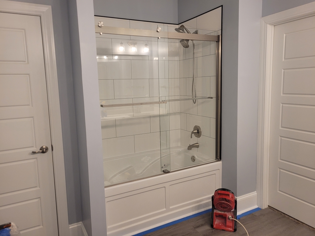 Shower-to-Tub with Sentrel Wall System