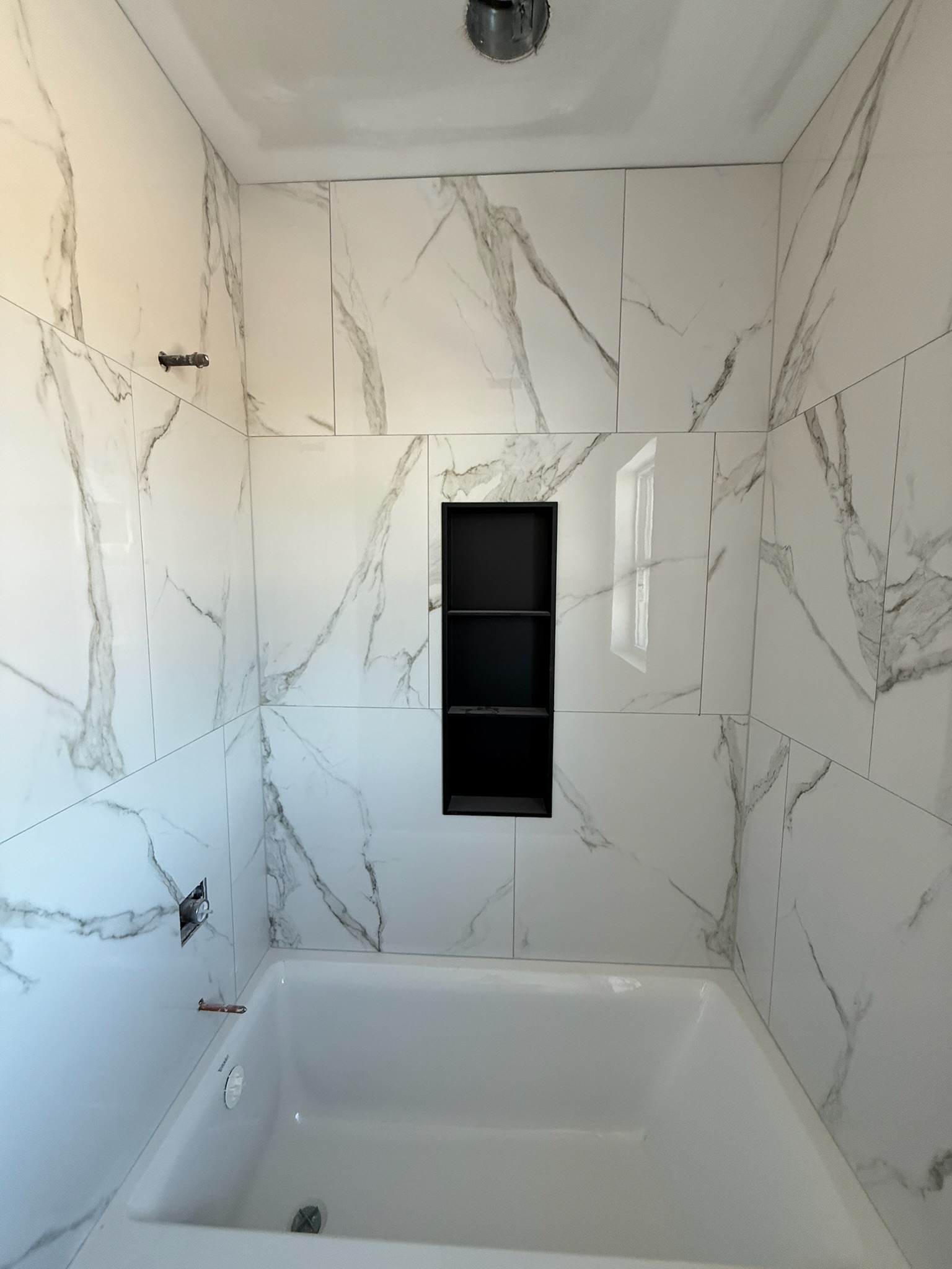 White Marble-Look Tub Surround